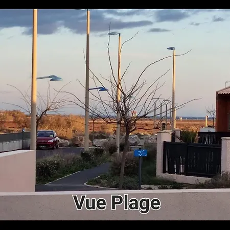 Holiday home Maison 8 Couchages Clim, A Pied, Petite Piscine Port-la-Nouvelle