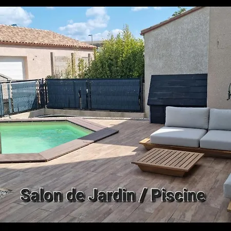 Holiday home Maison 8 Couchages Clim, A Pied, Petite Piscine
