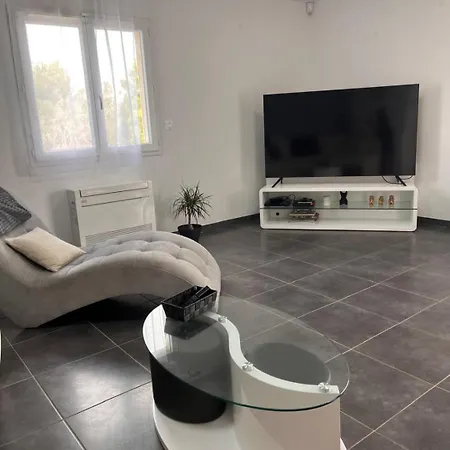 Maison 8 Couchages Clim, A Pied, Petite Piscine Holiday home Port-la-Nouvelle